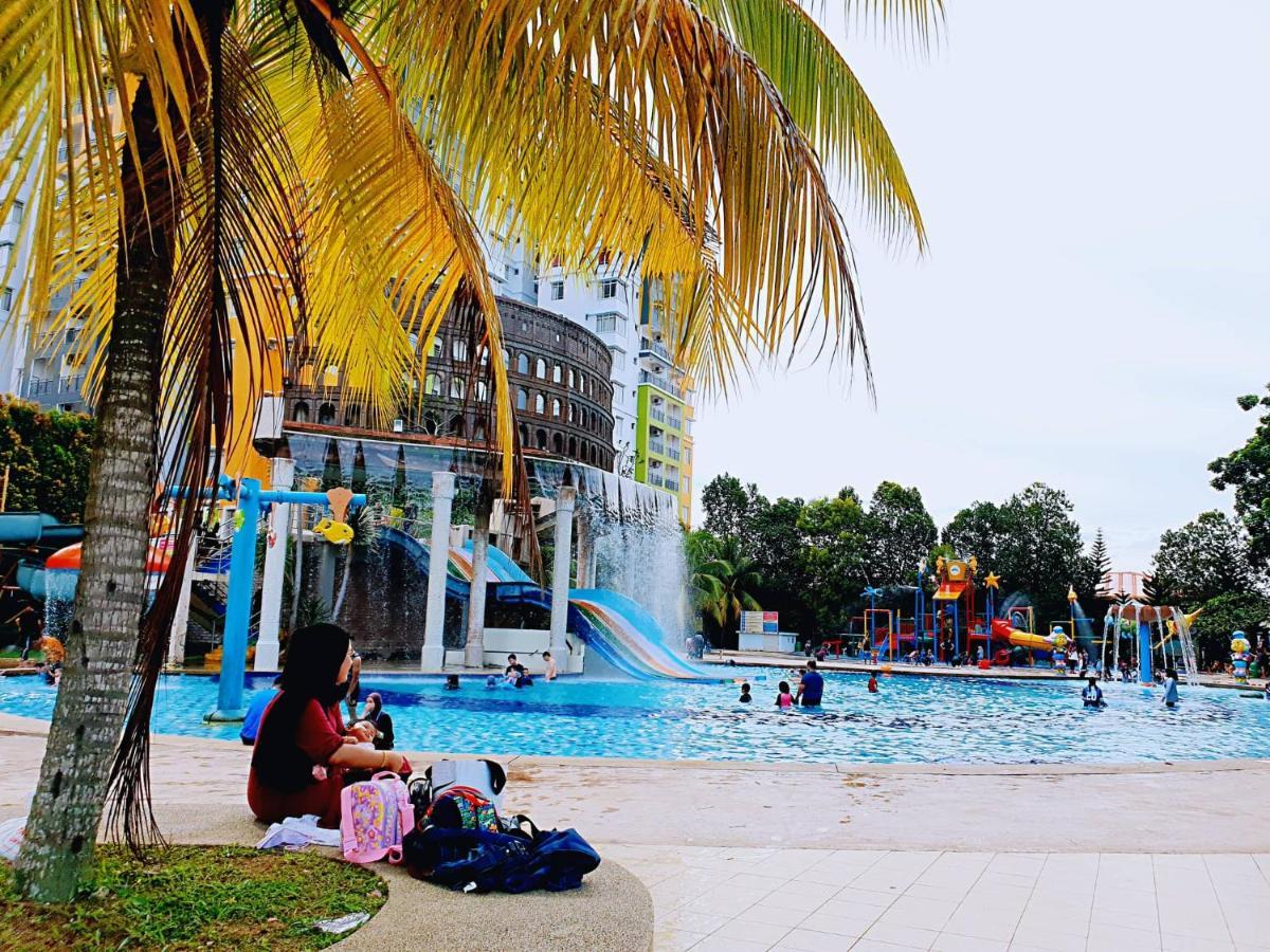 Melaka Top Largest Waterpark Resort - By Youbnb Homestay Melaka Buitenkant foto