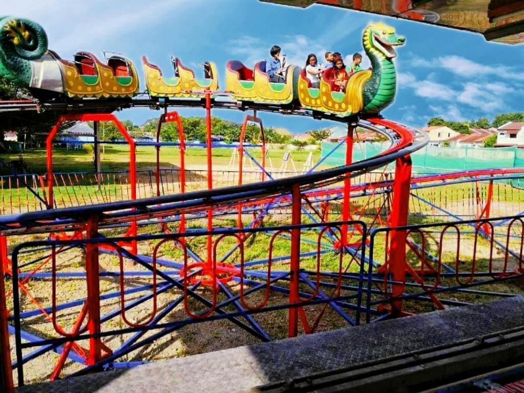 Melaka Top Largest Waterpark Resort - By Youbnb Homestay Melaka Buitenkant foto