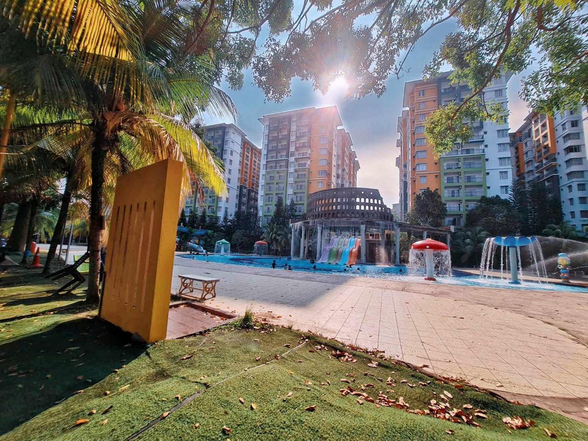 Melaka Top Largest Waterpark Resort - By Youbnb Homestay Melaka Buitenkant foto