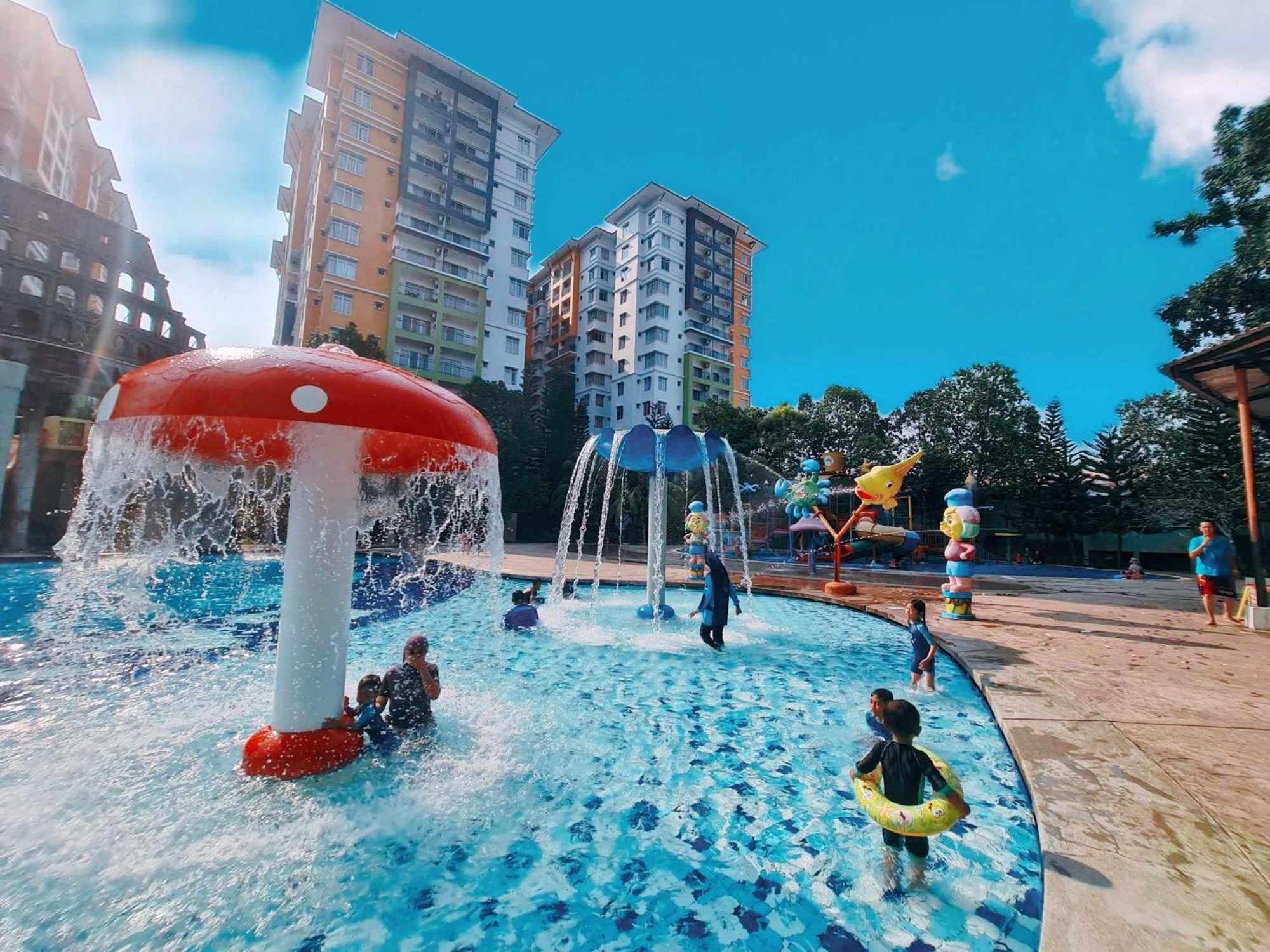 Melaka Top Largest Waterpark Resort - By Youbnb Homestay Melaka Buitenkant foto